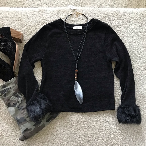 Black Long Sleeve Faux Fur Trim Top - Picture 2 of 7